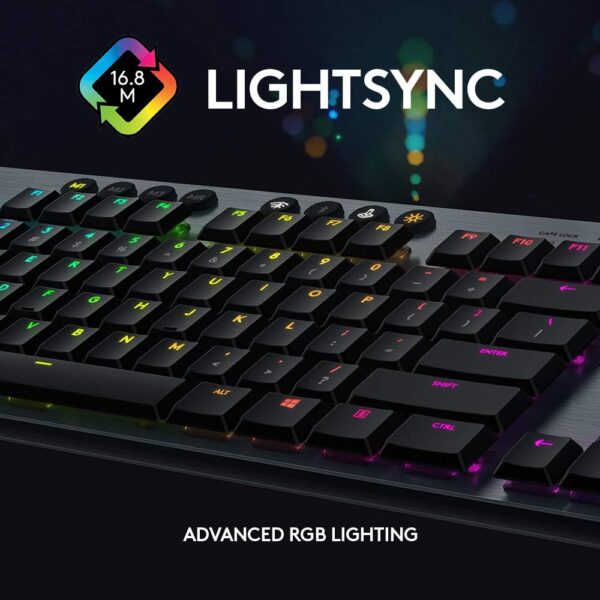 ⁦لوجيتك G815 LIGHTSYNC RGB لوحة مفاتيح ميكانيكية للألعاب – مزودة بمفاتيح ميكانيكية منخفضة الارتفاع GL Clicky، و5 مفاتيح G قابلة للبرمجة، ومنفذ USB Passthrough، مع أزرار تحكم مخصصة للوسائط، باللون الأسود⁩ - الصورة ⁦3⁩